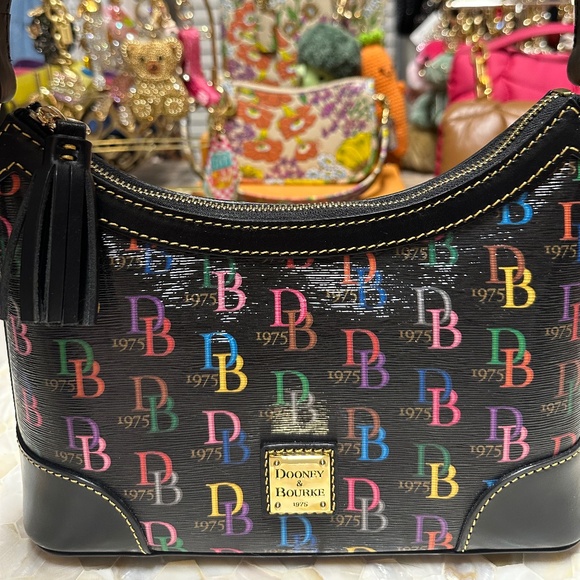 NWOT Dooney & Bourne Black multicolor DB75 shoulder bag So Nice! - Picture 3 of 9